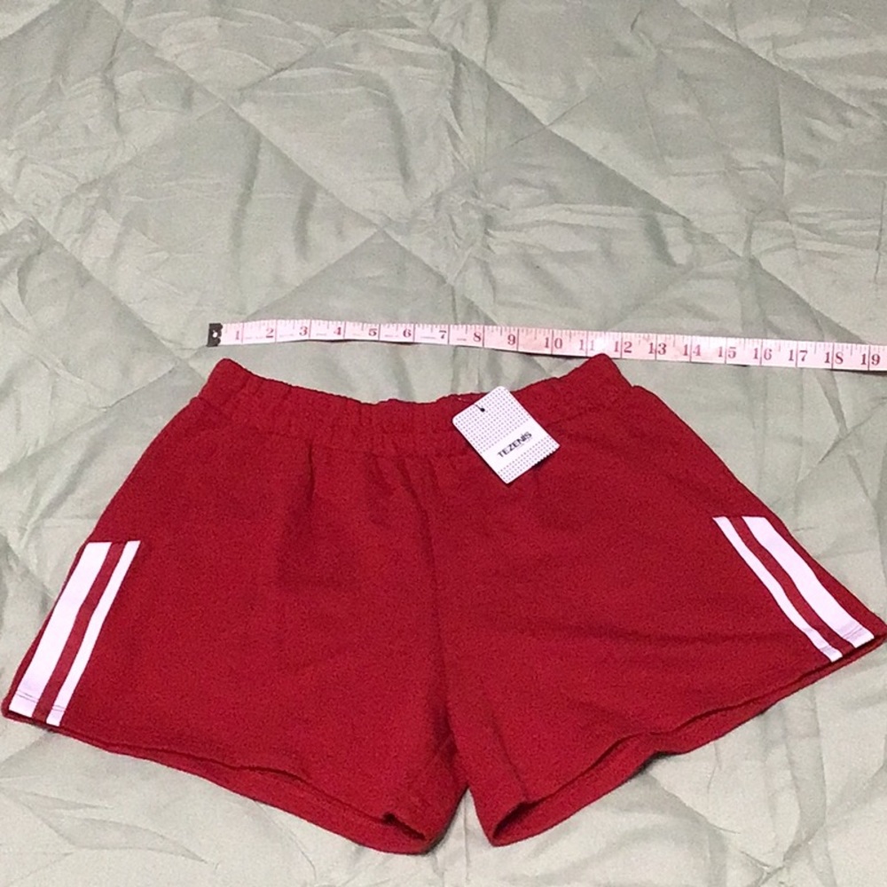 NWT TEZENIS Red & White Athletic Women's Shorts Size S